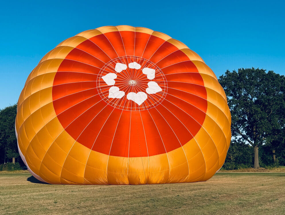 huwlijk ad ballon hartje